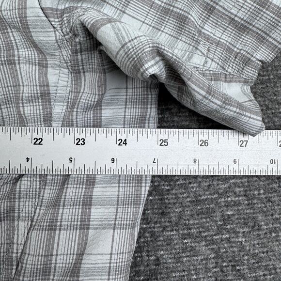 Mountain Hardwear Button Up Shirt Men’s Large Gray Wicking Vented Hiking Plaid - Picture 5 of 7